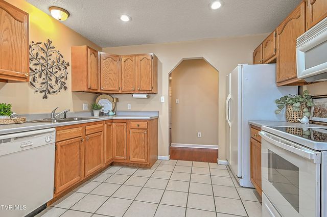 5020 Old Jonesboro Road, Bristol, TN 37620