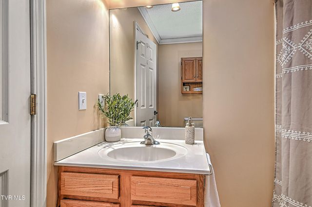 5020 Old Jonesboro Road, Bristol, TN 37620