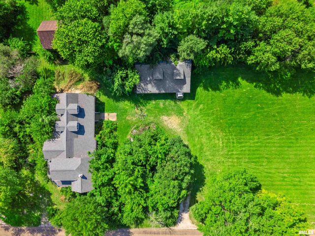 3074 COLE HOLLOW Road, Pekin, IL 61554