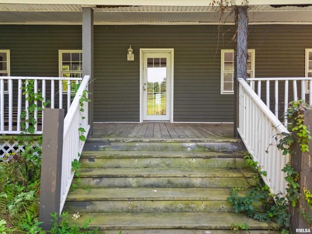 3074 COLE HOLLOW Road, Pekin, IL 61554