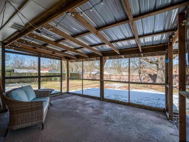 110 Wendy Dr., Whitehouse, TX 75791