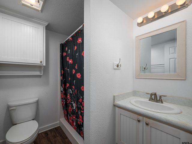 110 Wendy Dr., Whitehouse, TX 75791