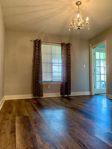 1010 Southeast Boulevard, Bayou Vista, LA 70380