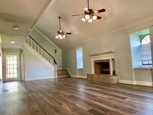 1010 Southeast Boulevard, Bayou Vista, LA 70380