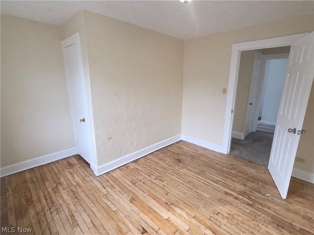 1452 Clermont Road, Cleveland, OH 44110