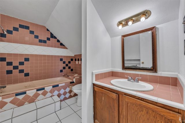 1512 Sheri Lane S, Pelican Bay, TX 76020