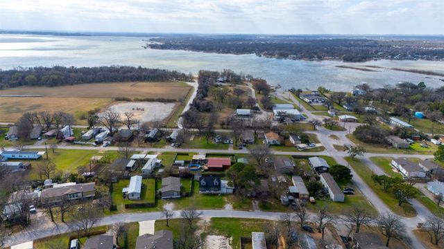 1512 Sheri Lane S, Pelican Bay, TX 76020