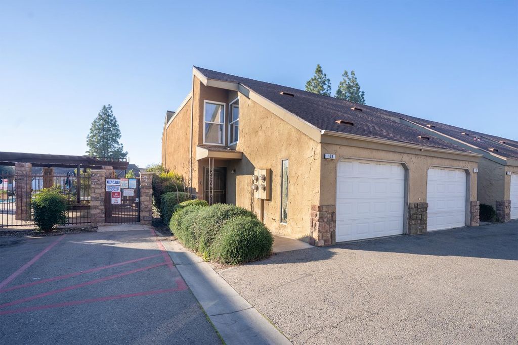Image 1 of property listing at 7166 N Fruit Avenue # 178, Fresno, CA 93711