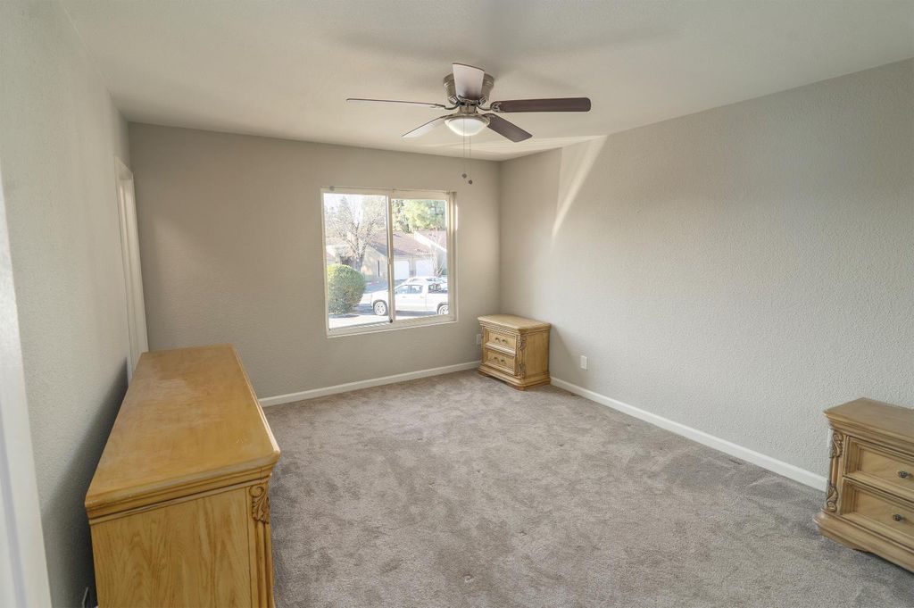 Image 10 of property listing at 7166 N Fruit Avenue # 178, Fresno, CA 93711