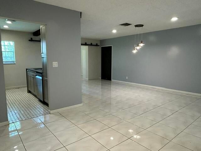 5270 Nesting Way B, Delray Beach, FL 33484