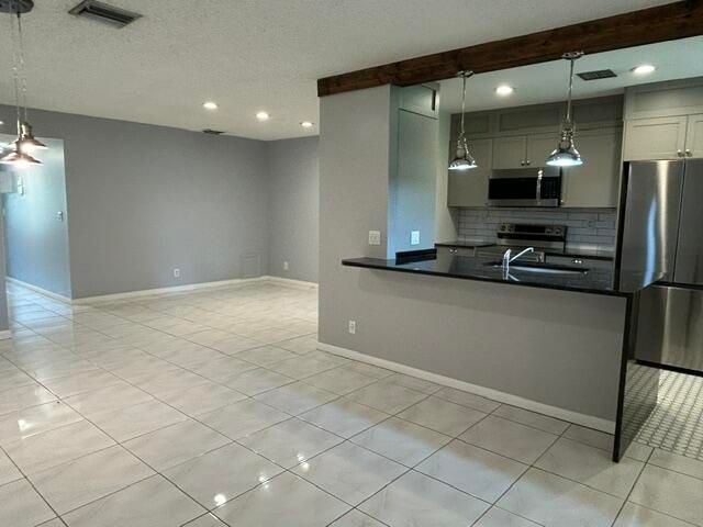 5270 Nesting Way B, Delray Beach, FL 33484