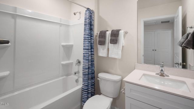 5229 Red Crimson Drive, Willow Springs, NC 27592