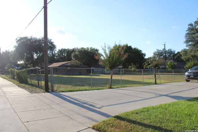 3111 SHANE RD, San Antonio, TX 78223