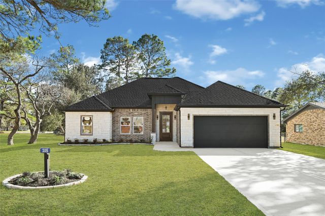 105 Bledsoe St, Prairie View, TX 77445