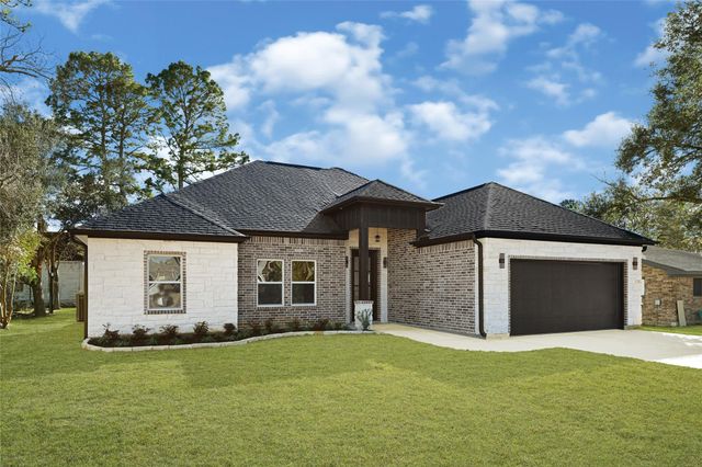105 Bledsoe St, Prairie View, TX 77445
