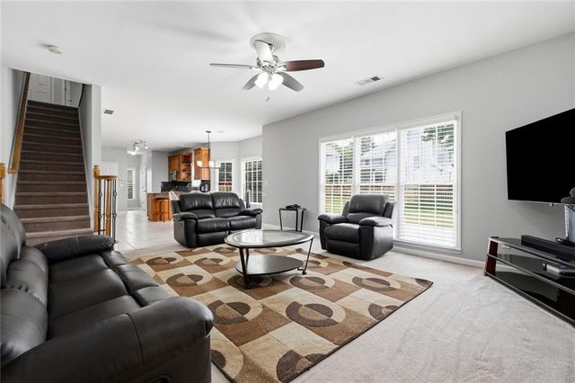10805 Glenhurst Pass, Johns Creek, GA 30097