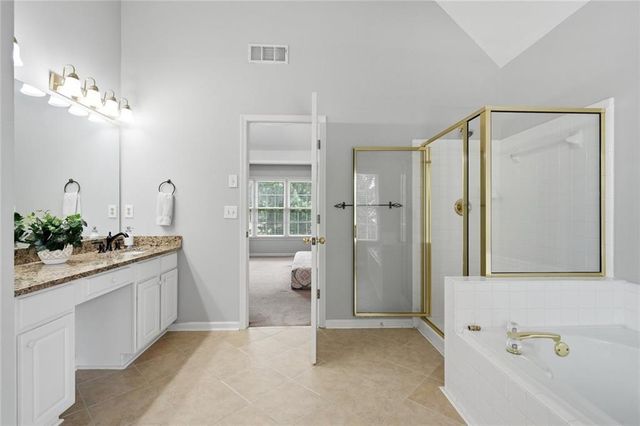 10805 Glenhurst Pass, Johns Creek, GA 30097