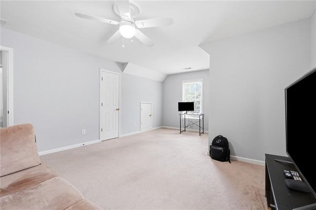 10805 Glenhurst Pass, Johns Creek, GA 30097