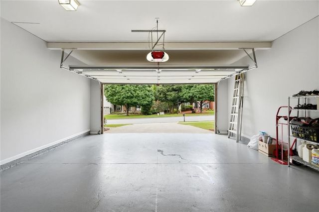 10805 Glenhurst Pass, Johns Creek, GA 30097
