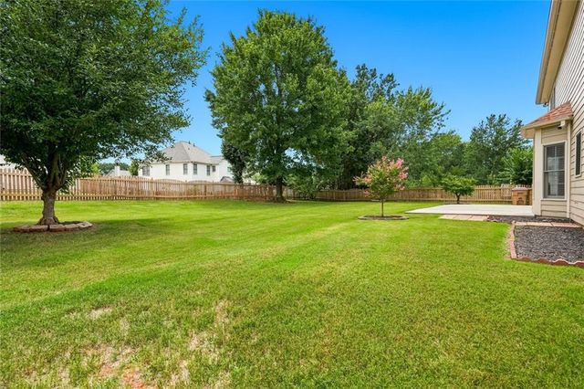 10805 Glenhurst Pass, Johns Creek, GA 30097