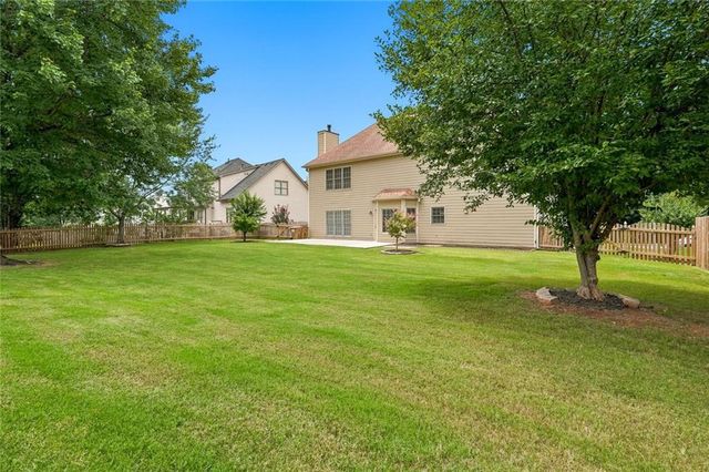 10805 Glenhurst Pass, Johns Creek, GA 30097