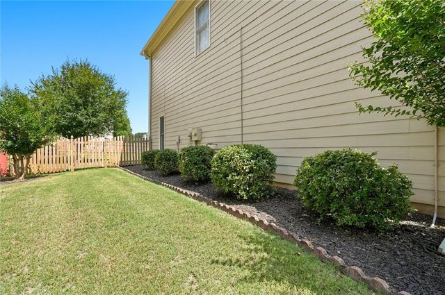 10805 Glenhurst Pass, Johns Creek, GA 30097