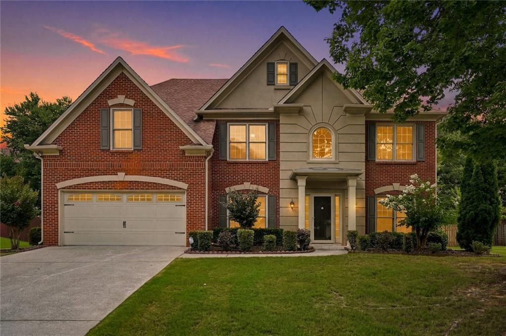 10805 Glenhurst Pass, Johns Creek, GA 30097