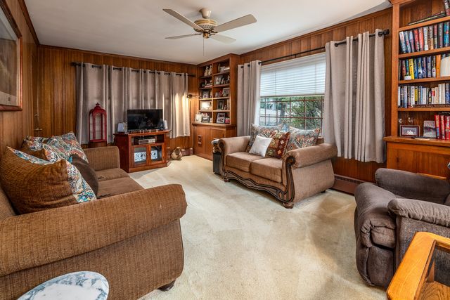 205 N Horrell Avenue, West Frankfort, IL 62896