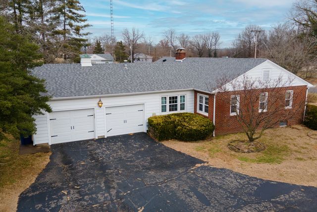 205 N Horrell Avenue, West Frankfort, IL 62896