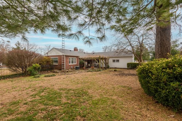 205 N Horrell Avenue, West Frankfort, IL 62896