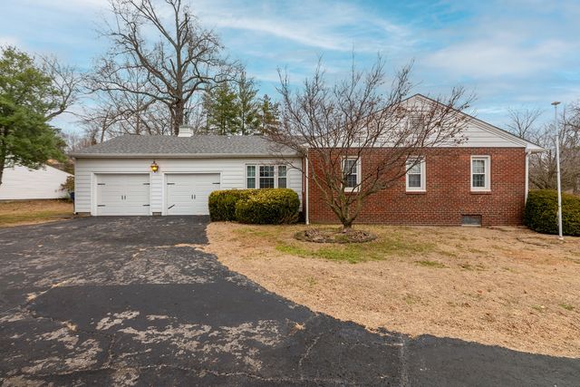 205 N Horrell Avenue, West Frankfort, IL 62896