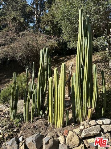 502 Fernwood Pacific Drive, Topanga, CA 90290