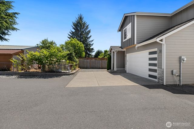 7826 Yakima Avenue, Tacoma, WA 98408