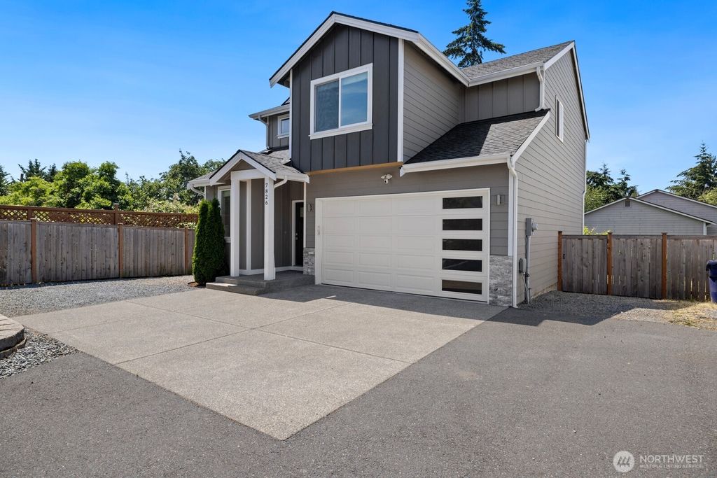 7826 Yakima Avenue, Tacoma, WA 98408