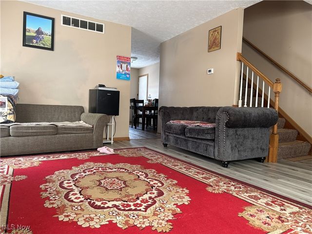 1113 Smithfarm Avenue, Akron, OH 44305