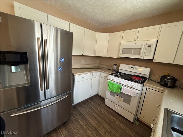 1113 Smithfarm Avenue, Akron, OH 44305