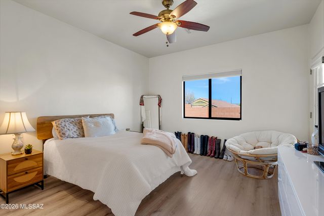 2772 N Bell Hollow Place, Tucson, AZ 85745