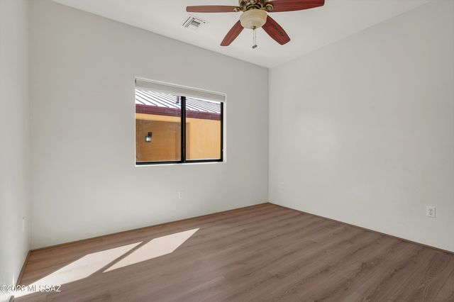 2772 N Bell Hollow Place, Tucson, AZ 85745