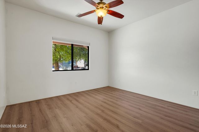 2772 N Bell Hollow Place, Tucson, AZ 85745