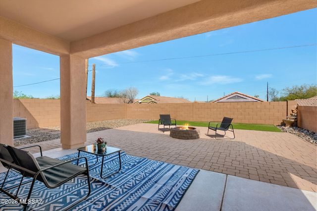 2772 N Bell Hollow Place, Tucson, AZ 85745