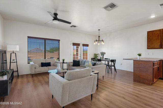 2772 N Bell Hollow Place, Tucson, AZ 85745