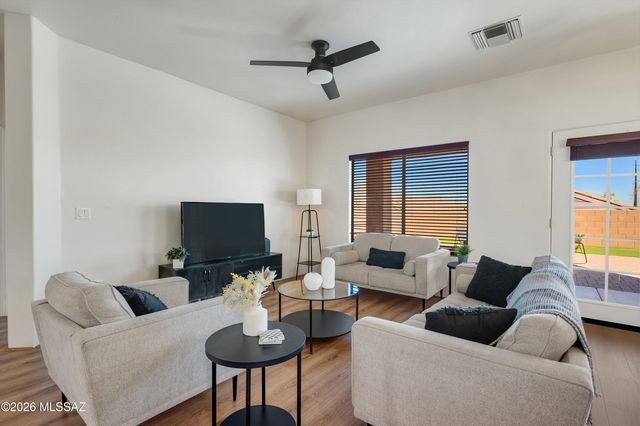 2772 N Bell Hollow Place, Tucson, AZ 85745