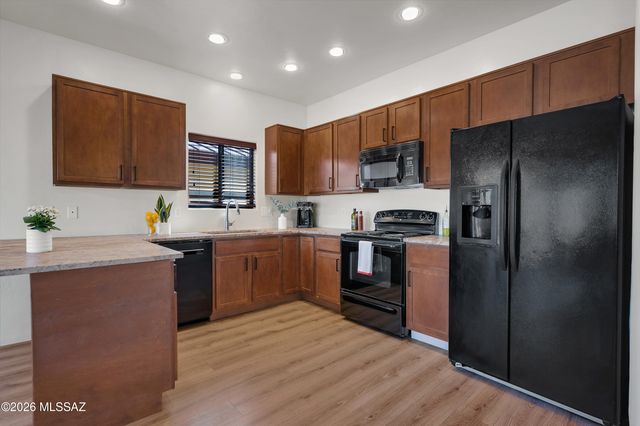 2772 N Bell Hollow Place, Tucson, AZ 85745