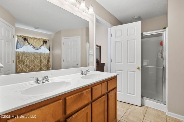 1599 W Madison Cove, Southaven, MS 38671