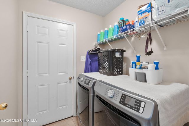 1599 W Madison Cove, Southaven, MS 38671