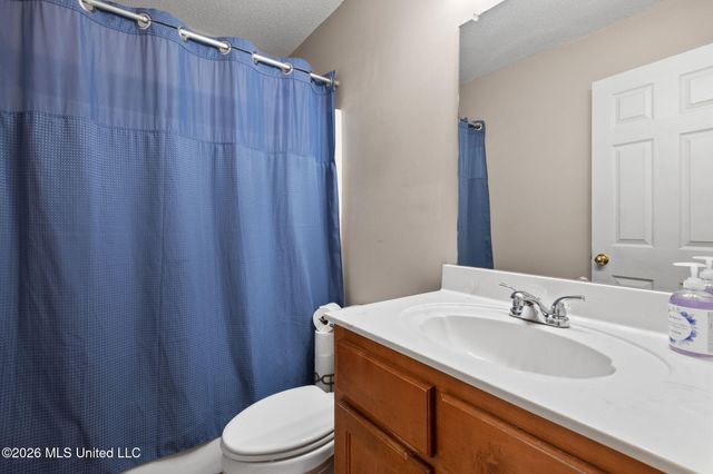 1599 W Madison Cove, Southaven, MS 38671