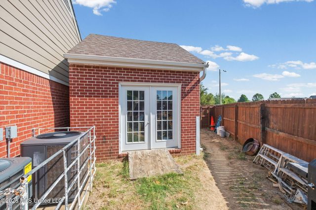 1599 W Madison Cove, Southaven, MS 38671