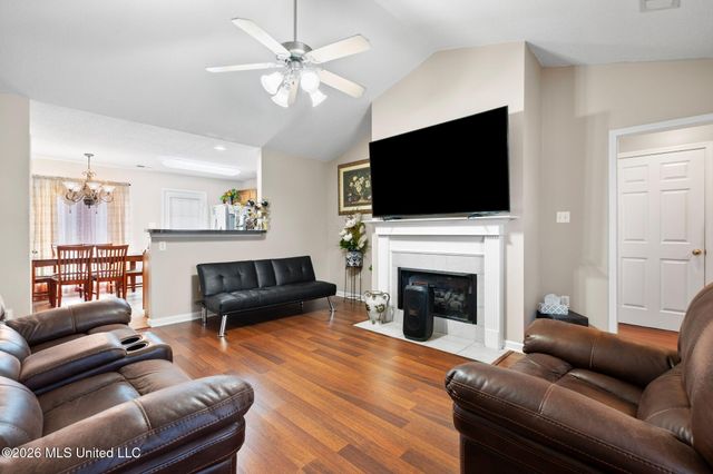 1599 W Madison Cove, Southaven, MS 38671