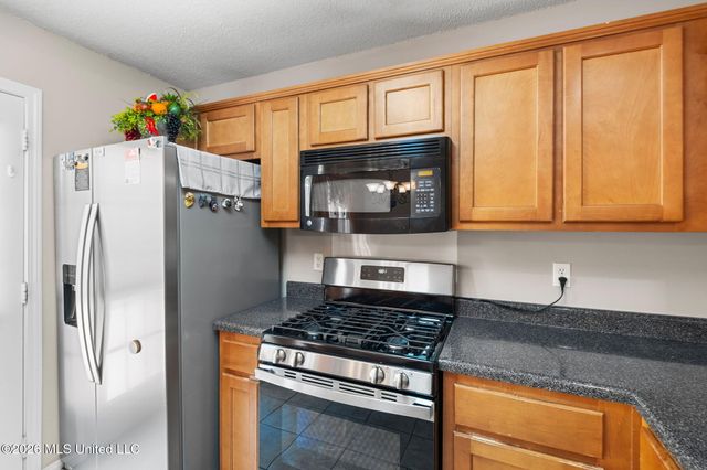 1599 W Madison Cove, Southaven, MS 38671