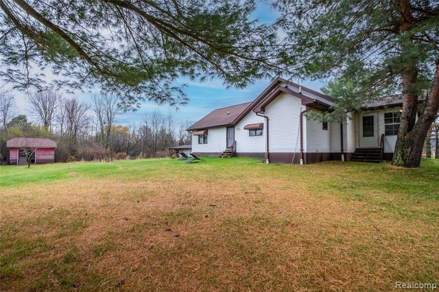 8261 N Dort Highway, Mount Morris, MI 48458